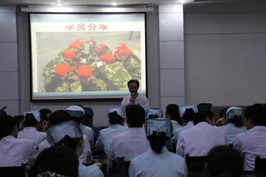 郑州仁济医院举办青天河拓展训练活动