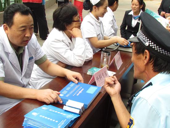 十载辉煌 回首望