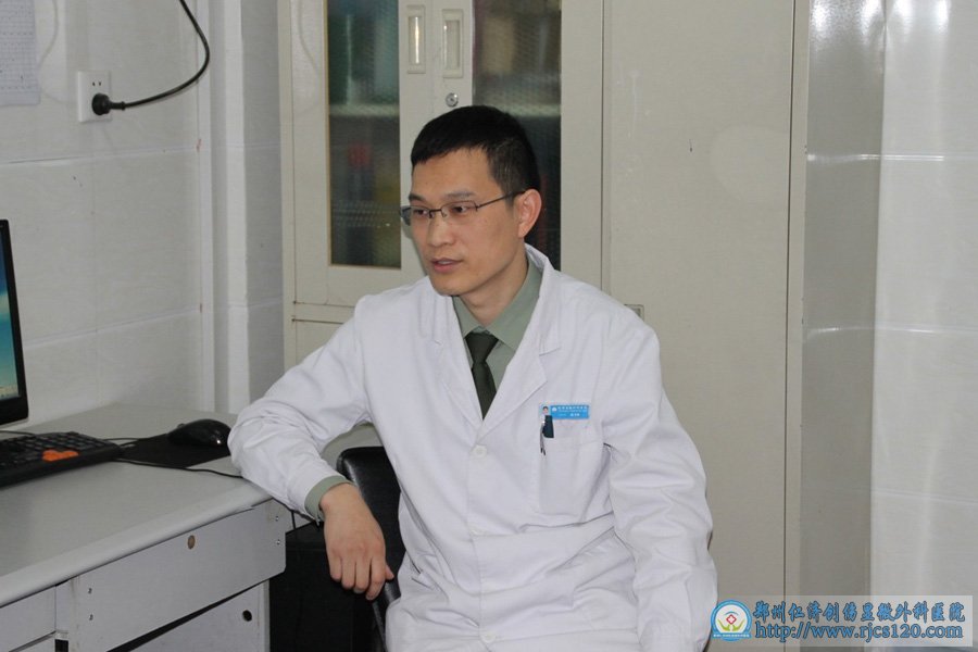 谢书强作为国际知名矫形外科专家、北京康复医院名誉院长秦泗河教授在河南区较得意的弟子,他不但慈善爱民,还要弘扬秦泗河教授的伟大事业,为更多的河南人民造福。